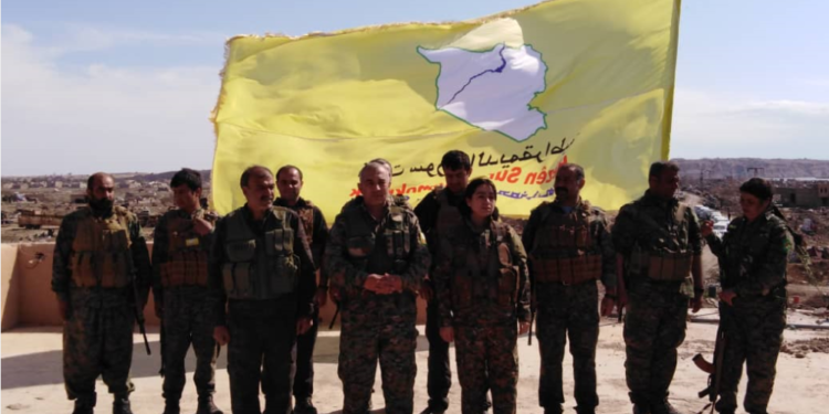 QSD’ê ala xwe li Baxozê hildan: ‘Em serkeftina xwe ragihînin’