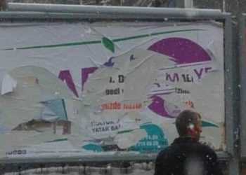 Polîsên Akp afîşên HDP’ê rakir, li Rihayê 4 kes girtin û li Bedlîsê jî 6 HDP’î binçavkir