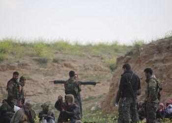 Piştî şerê dijwar, bi sedan çeteyên DAIŞ xwe radestî QSD’ê kir