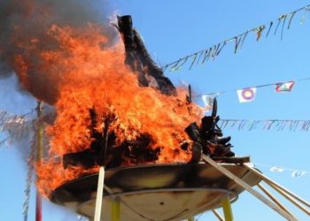 Li Reqayê piştî 8 salan agirê Newrozê hate vêxistin