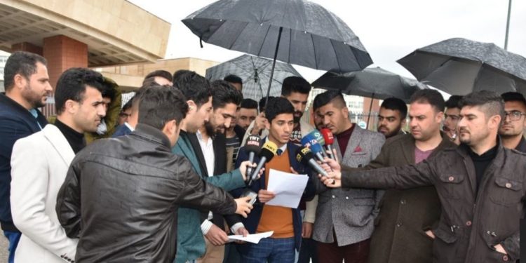 Xwendekarên Başûrê Kurdistanê daxwaza mafên xwe kirin