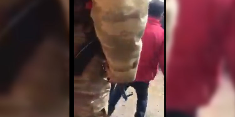 Hevkarên bloka faşîst bi çekan êrîşî welatiyên Wanê kir