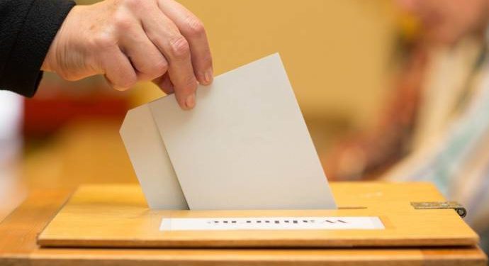 Li Bîsmîl’ê Fermandarê dagirkeriyê dixwaze di cihê gundiyan de deng bikarbîne