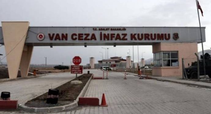 Girtiyê 80’ê roj in di grevê de ye xistin hucreya yek kesî
