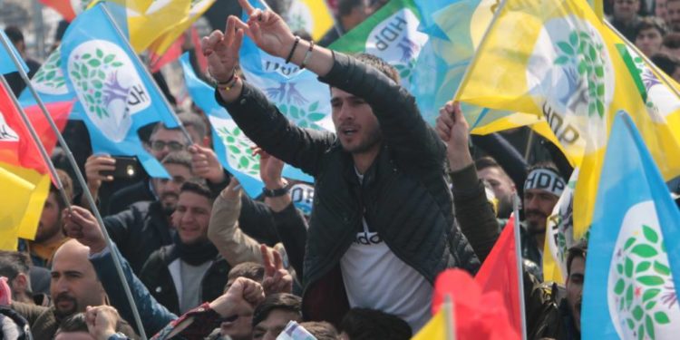 Bi sed hezaran Newroz li Agri, Konya, Riha û Bedlîs pîroz kirin