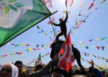 Ahmet Turk: ‘Evîndarê vê azadiyê bi agirê Newrozê li dijî zilmê têdikoşin’