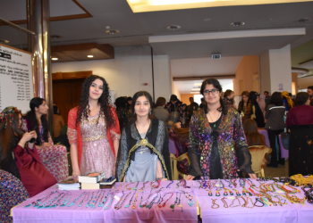 Jinên Gencanî Têkoşer bi xemla xwe 8’ê Adarê pîroz kirin  