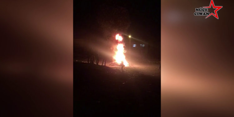 Li Çiyayê Mazî ciwanan agirê Newrozê geş kir