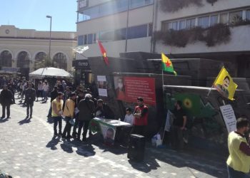 Li Atînayê ciwanan li dijî tecrîdê çalakî pêk anîn