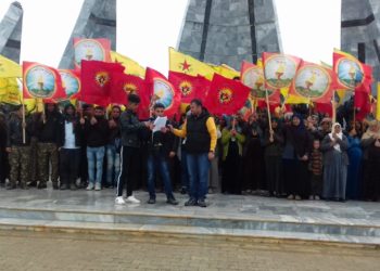 Ciwanên Şoreşger û Malbatên Şehîdan li Kobanê serkeftina hêzên QSD, YPG û YPJ pîroz kir