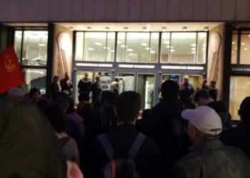 LEZGÎN – Ciwanên Kurd ji bo grevên birçîbûnê ketin avahiya televizyona alman ya WRD’ê