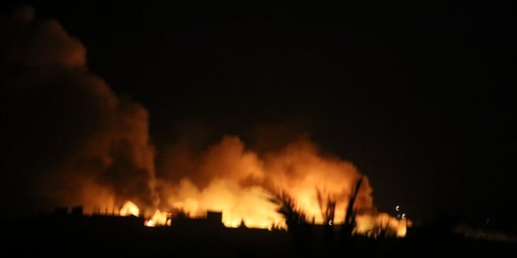 Li Baxozê şerekî dijwar heye; DAIŞ gav bi gav xelas dibe