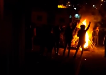 Ciwanan li Mêrdînê Newroz pîroz kirin