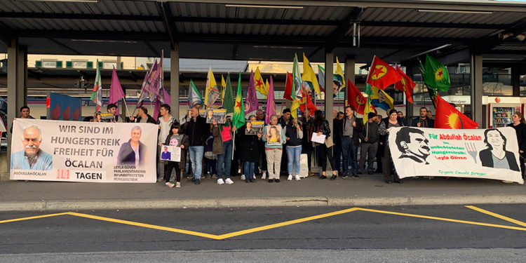 Ciwanên Şoreşger li Swîsrê li dijî tecrîdê daketin qadan
