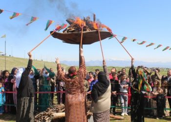 Sedhezaran Newrozê li Kobanê, Qamişlo, Dêrikê û Amûdê pîroz dikin