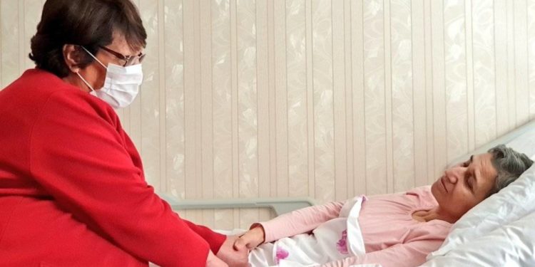 Leyla Xalid serdana Leyla Guven kir