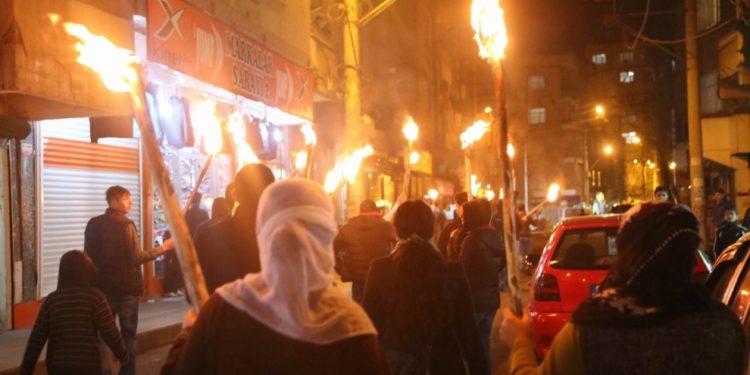 Li Amedê jin û ciwan daketin qadan