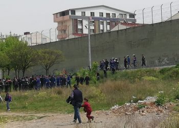Girtîgeha Gebzeyê ji aliyê polîsên dagirker ên Tirk ve hatiye dorpêçkirin