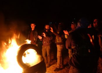 TAYBET – Ciwanên Kobanê di çarçoveya ‘Şerê Gelê Şoreşgerî’ de bajarê xwe diparêzin