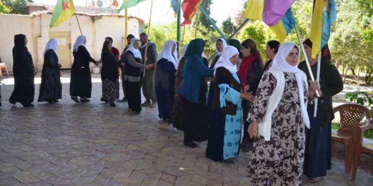 Berxwedana Mexmûrê di roja 130’an de didome!