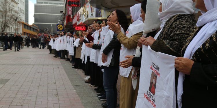 TAYBET – Tirsa di dilê dagirkeran de: ‘Hêrsa Dayikên berxwedêr’