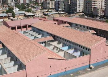 Walîtiya Amedê hemû rêyên ku diçin girtîgehê girt