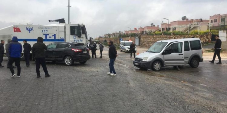 Dagirkeran têketina Omer Ocalan a gundê lê ji dayik bûye qedexe kirin