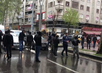 Li Amedê ciwanan rêya trafîkê girtin