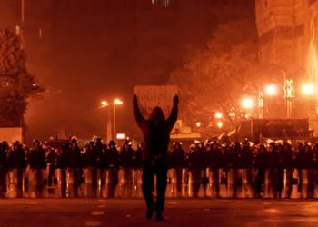 NIRXANDIN – Pirsgirêka Şoreşê ya Civaka Rojhilata Navîn