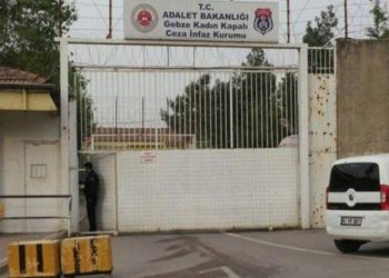 ‘Roj roja xwedîderketina li çalakgeran e, roja bidawîkirina tecrîdê ye’