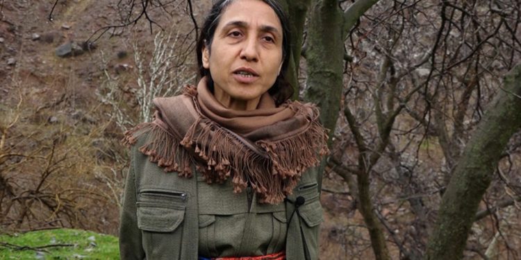 Dilzar Dîlok: ‘Leyla li ber xwe didin û dîrok nû dibe’