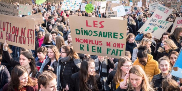 Li tevahiya cîhanê bang li ciwanan hate kirin