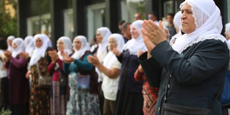 Dayiken Laçik Spî: ‘Heta tecrîd bi dawî bibe em ê li qadan bin’