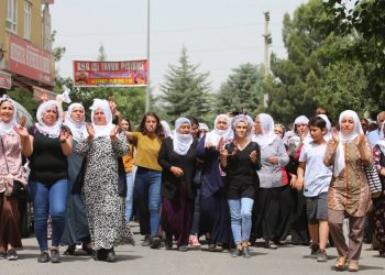 Dayiken Laçik Spî: ‘Heta tecrîd bi dawî bibe em ê li qadan bin’