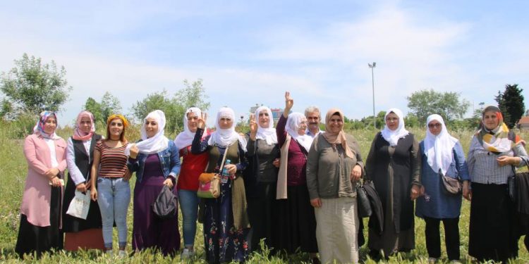 Dayikên Laçik spî: Heta tecrîd bi temamî bê şikandin em ê li ber xwe bidin