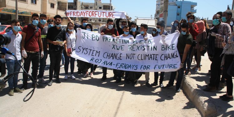 Peyama Platforma Antî-kapîtalîst ji bo Xwendekarên Rojava: ‘Şoreşa we ji bo me îlhame’