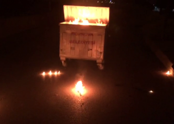 LEZGÎN – Li Îzmîrê ciwanan bi barîkatan rê girtin