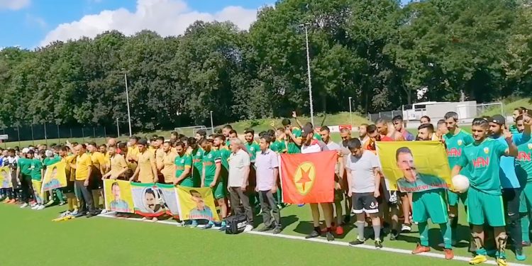 Li Monchengladbachê tûrnûvaya ji bo bîranîna şehîdan