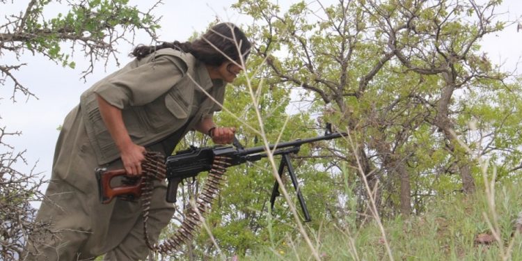 LEZGÎN – Gerîllayên HPG\YJA STAR’ê li Westanê li kontrayan xistin: 4 kontra birîndar bûn