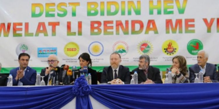 Partiyên Kurd êrîşên dagirker li ser Xakurkê şermezar kirin