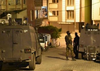 Li Cizîrê dagirkeriya dewleta Tirk 8 kes binçavkirin