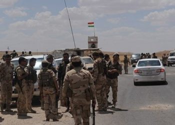 Artêşa Tirk a dagirker bi cil û wesayîtên Pêşmergeyan dewriye davêje û kontrola rê dike