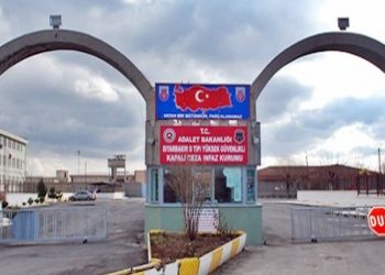 Derbarê jinên girtî yên li Girtîgeha Tîpa T ya Amedê de lêpirsîn