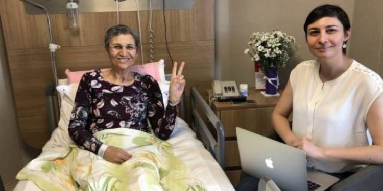 Leyla Guven ji nexweşxaneyê hate tabûrcîkirin