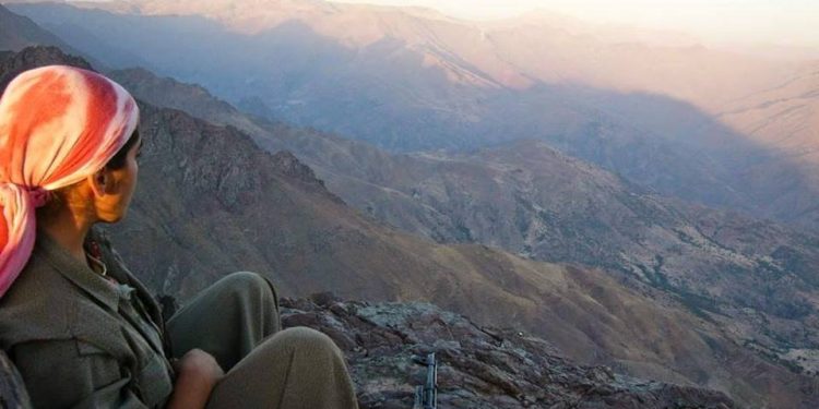 Ji Pênûsa Gerîlla: Dengek ji tilîliya cenga hebûnê!