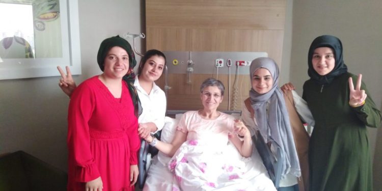 Meclîsa Ciwanên Bîsmîlê serdana Leyla Gûven kirin