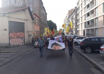 Ciwanên Şoreşger êrîşên dagirkirinê protesto kirin