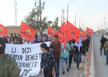 Bi pêşengtiya Ciwanan li Şengalê îxaneta PDK’ê û dagirkeriya dewleta tirk hatin şermezar kirin