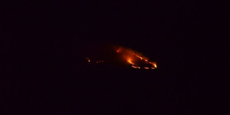 Artêşa Tirk gundên Bradostê dan ber guleyan