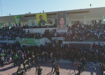 Li Qamişloyê di pêşengtiya Jinên Ciwan pîrozahiya salvegera Şoreşa Rojava